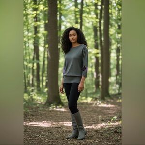 Juicy Couture Gray Sweatshirt with Purple Details